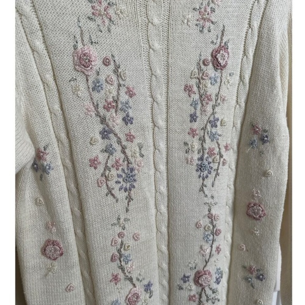 Vintage Worthington Floral Embroidered Sweater‎ Petite Medium Cable Cottagecore - Picture 3 of 7